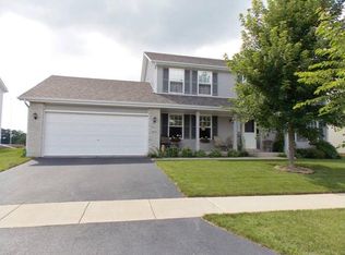 864 Saint Croix Ln, Belvidere, IL 61008