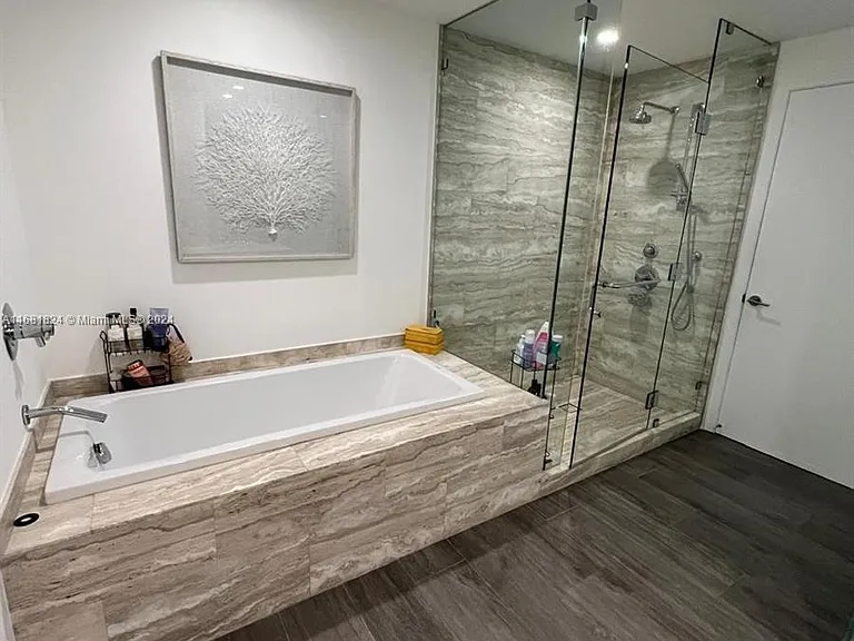 2900 NE 7th Ave #3408 — Photo 12