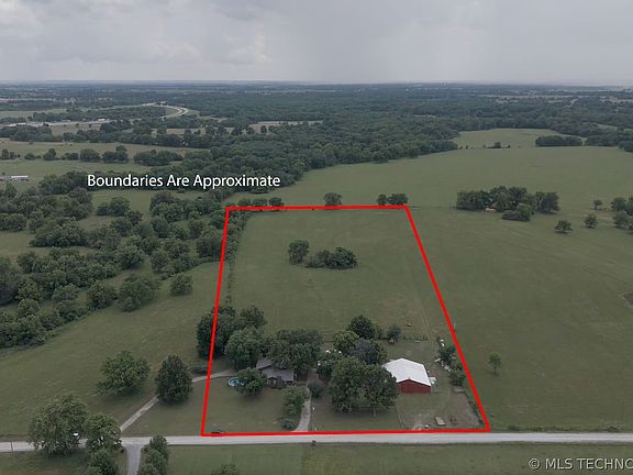 3rd image of 2541 W 430th Rd