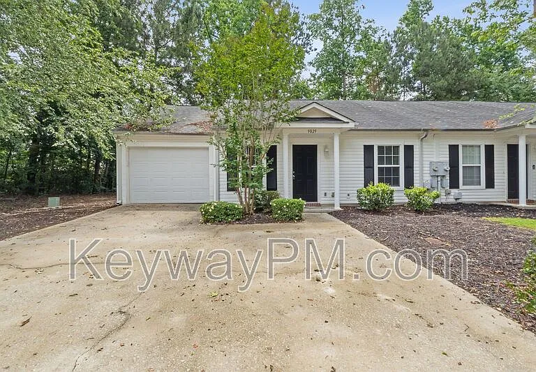 9029 Baker Ct — Photo 1