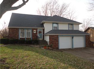 14128 S Raintree Dr, Olathe, KS 66062