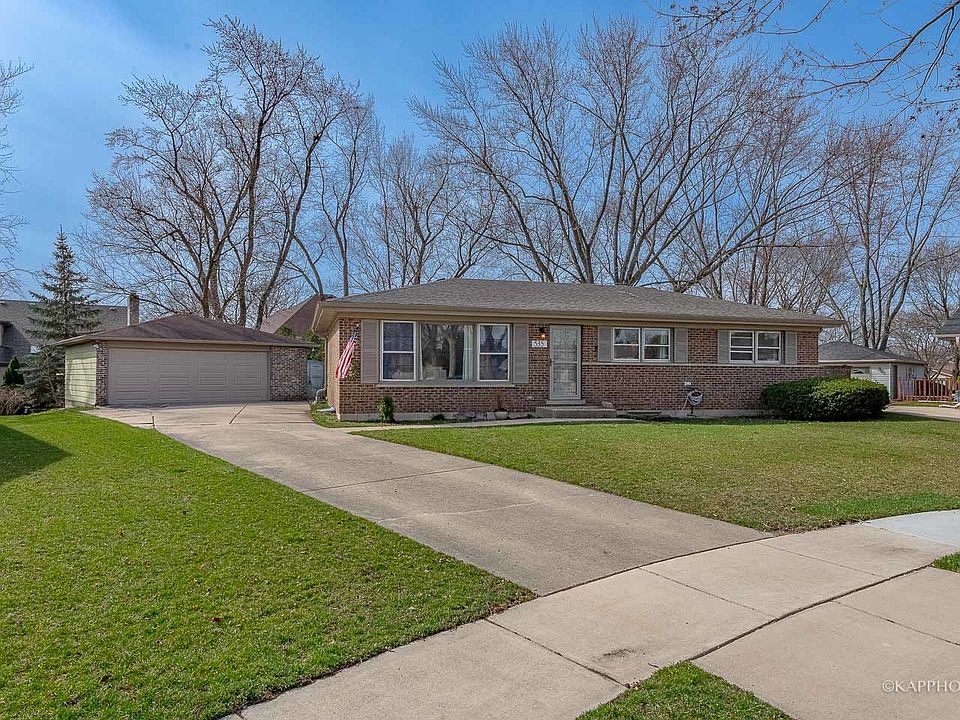 1st image of 535 Berkshire Ct