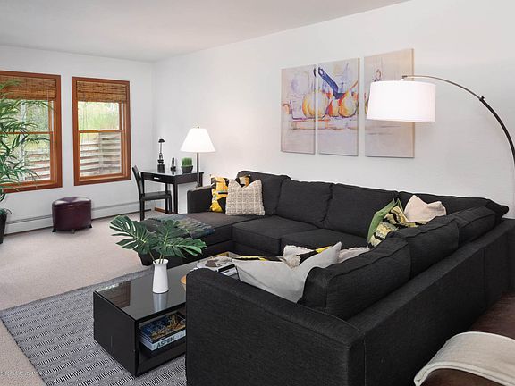 3rd image of 425 Wood Rd APT 19