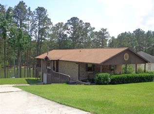 605 Lakeshore Dr, Brookeland, TX 75931