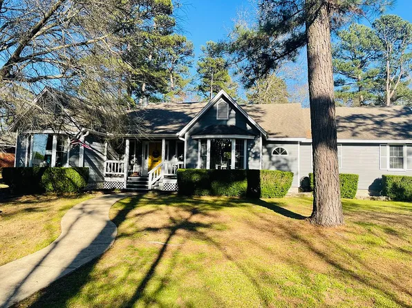 302 Dogwood Ct, Broken Bow, OK 74728
