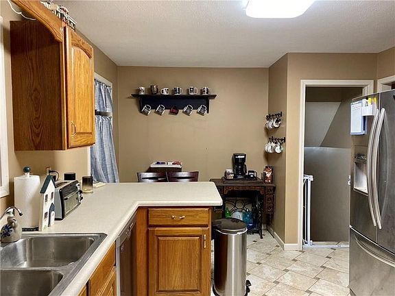 5th image of 1479 S County Road 150 W