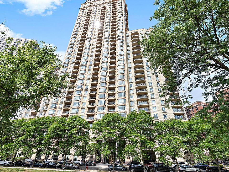 1st image of 2550 N Lakeview Ave Unit N1006