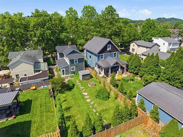 325 Centennial Ave — Photo 45