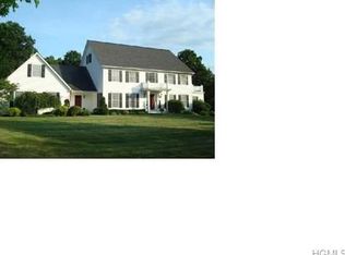 18 Jodi Dr, Newburgh, NY 12550