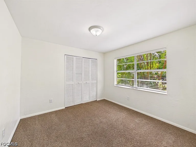 18541 Iris Rd — Photo 9