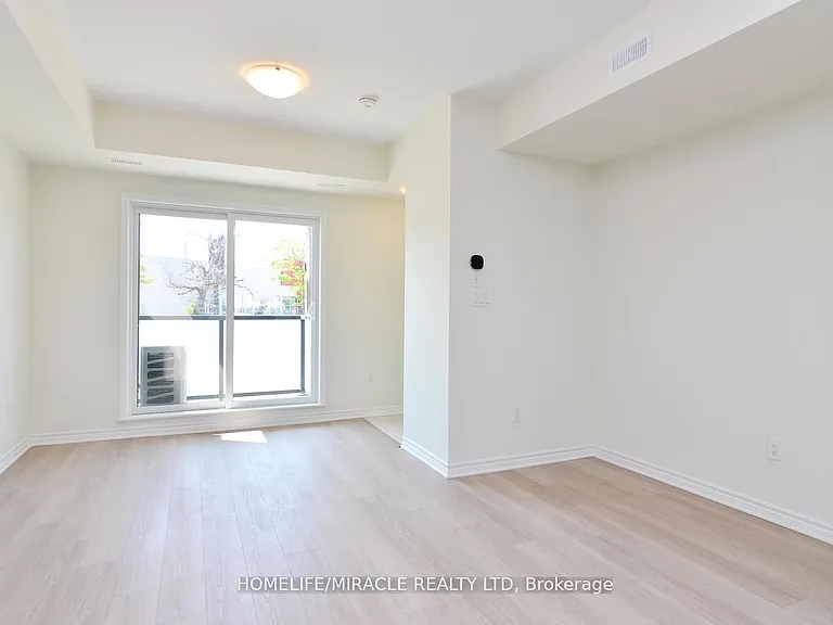1081 Danforth Rd E #113 — Photo 12