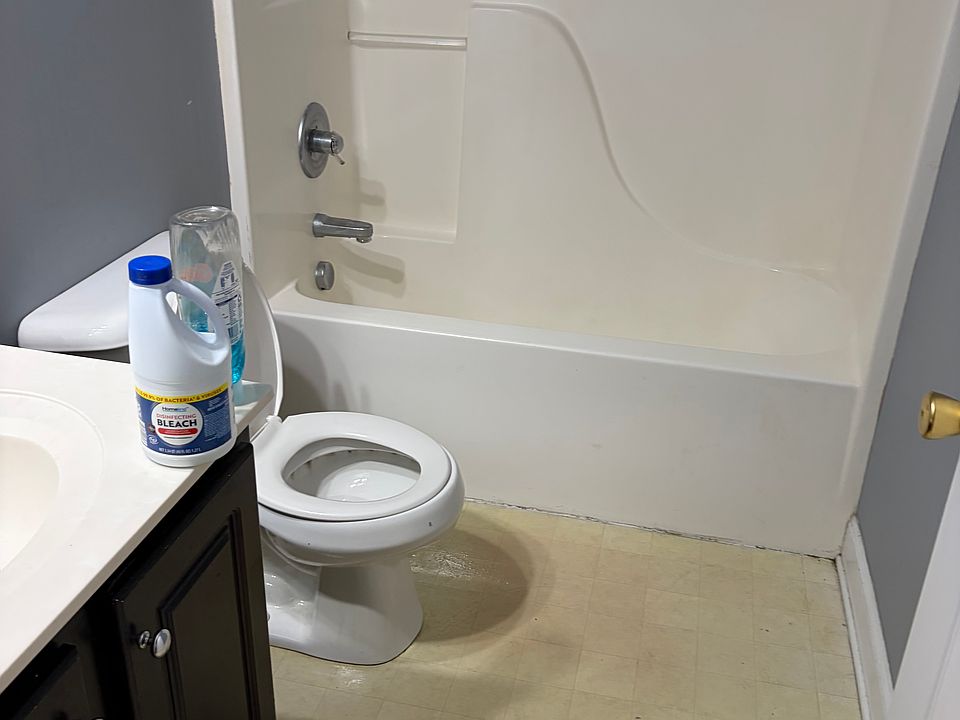 1st image of 109 Margate Dr #109