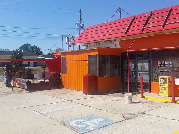 2nd image of 540 S Scenic Hwy