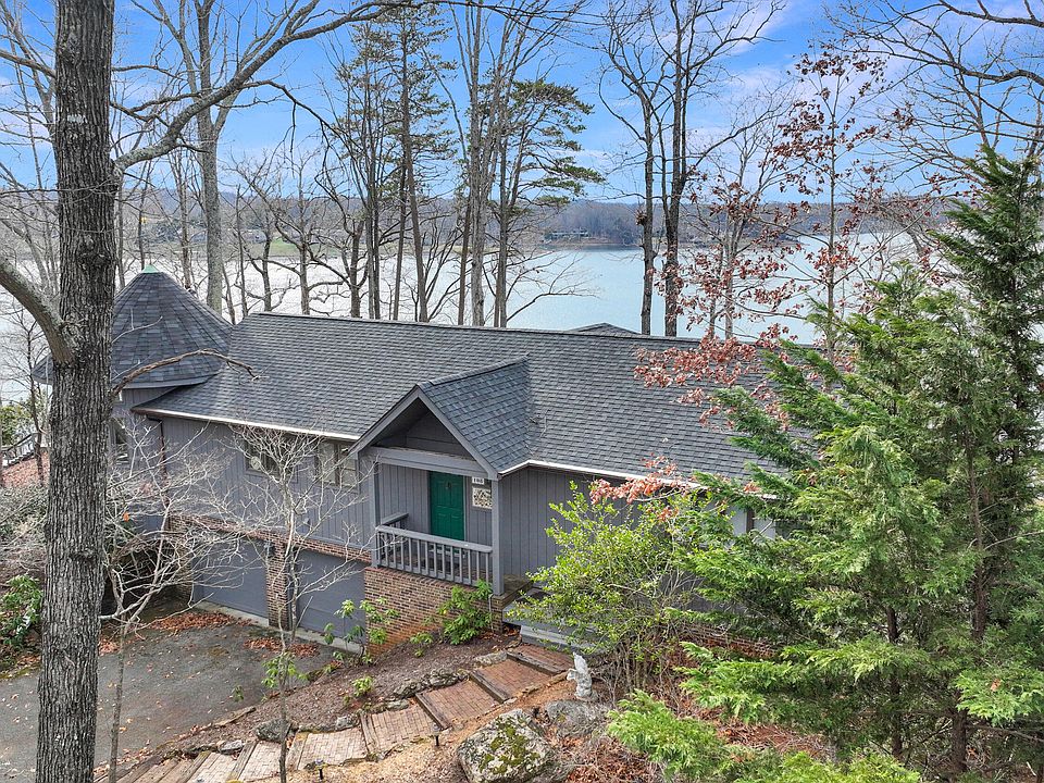 1st image of 108 Overlook Hill Dr
