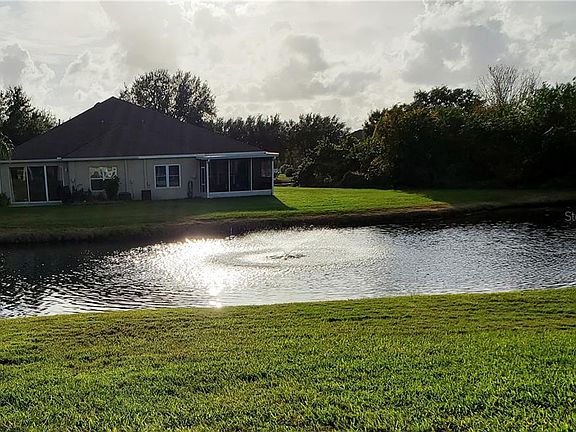 4th image of 7433 Surrey Pines Dr