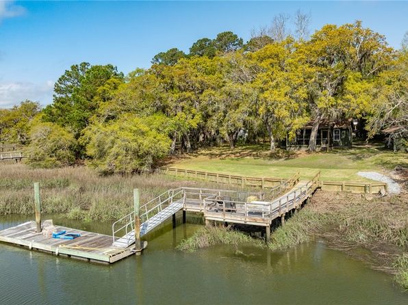 141 Cherry Point Rd, Bluffton, SC 29909