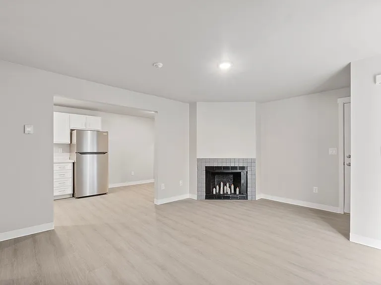 Chambers Crest Apartments — Photo 63