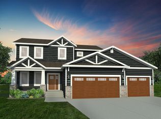 513 7th St E, Horace, ND 58047