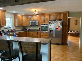 2092 Meadowlane Dr, Plymouth, IN 46563
