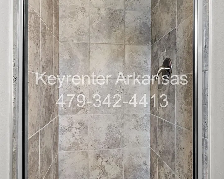 1035 Jennifer Ann Ln — Photo 18