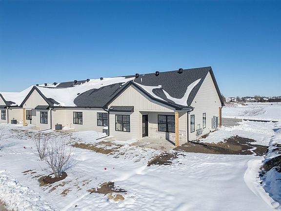 2nd image of 1101 Millie Ln