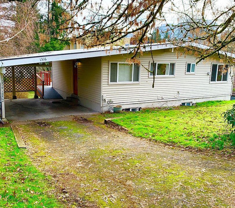 1st image of 1316 102nd Ave NE