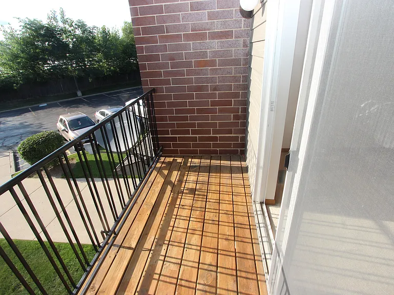 727 Elm Ln #206 — Photo 14