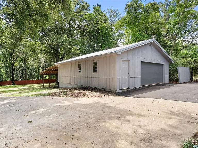 2609 Longleaf Dr — Photo 17