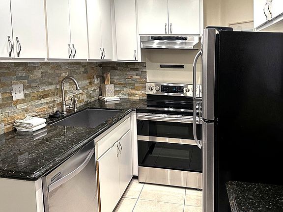 5th image of 1108 Camino Real APT 409
