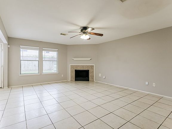 5th image of 11811 Sunny Stream Dr