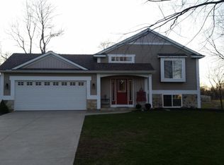2484 43rd St, Allegan, MI 49010