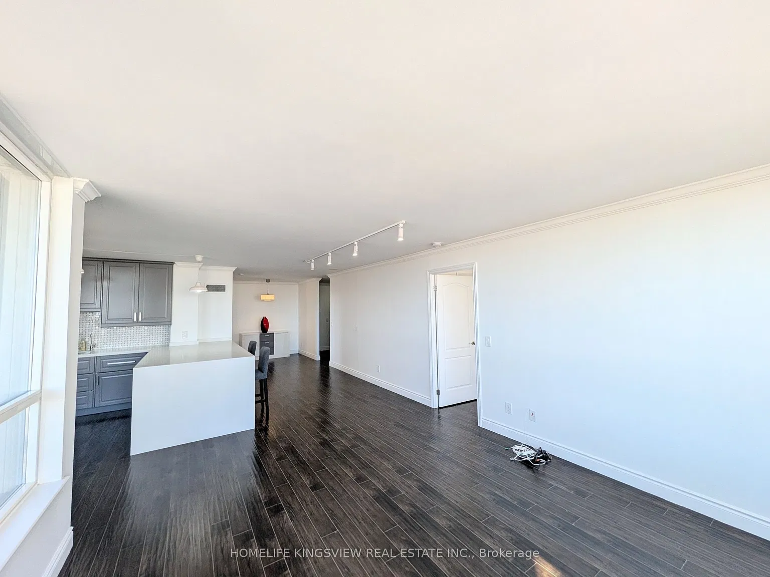 60 Disera Dr — Photo 4