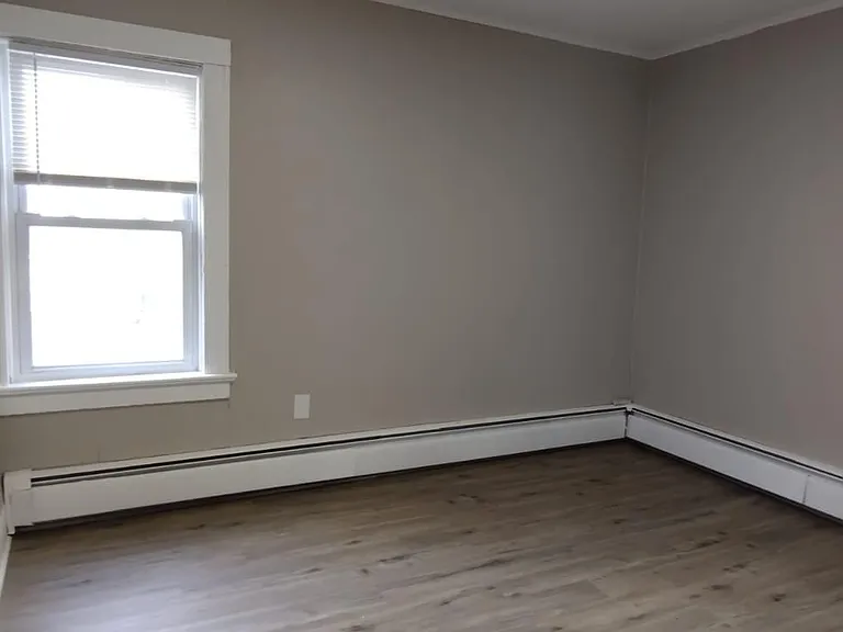 131 E School St #2 — Photo 10