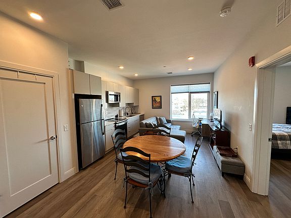 2nd image of 959 Dorchester Ave #504