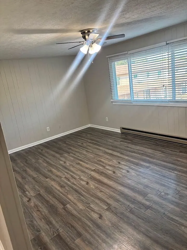 2 bed, 1.0 bath, 700 sqft, $850 — Photo 4