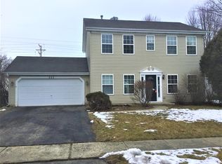 335 Barnaby Dr, Oswego, IL 60543