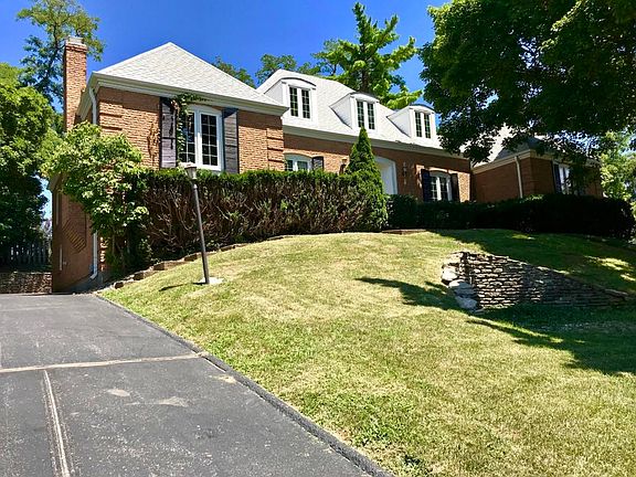 2nd image of 1506 Thackeray Dr