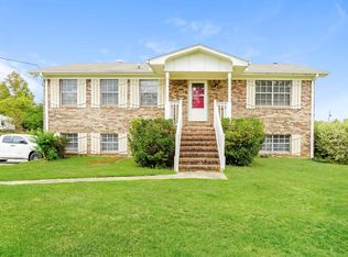 1048 10th St, Pleasant Grove, AL 35127