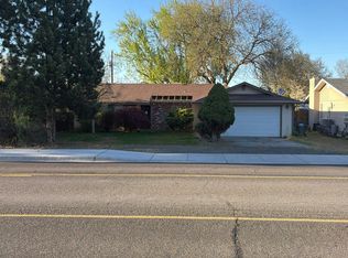 4917 W Sylvester St, Pasco, WA 99301