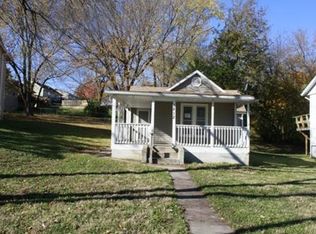 1812 5th Ave, Leavenworth, KS 66048