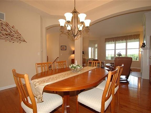 5th image of 209 Valley Forge Dr