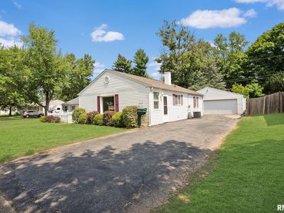403 Grant Rd, Marquette Heights, IL, 61554