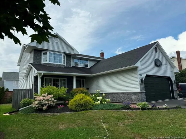 103 Waverly Dr, Miramichi, NB E1V 7R3