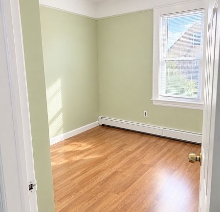 4th image of 400 Madeline Ave