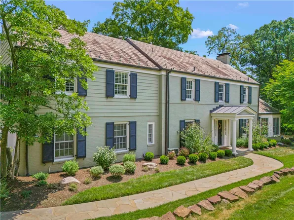 9 Edgewood Rd, Pittsburgh, PA 15215