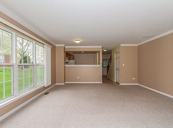 5th image of 1786 Grove Ave