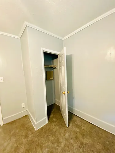 476 Sunnyside St Photo 1