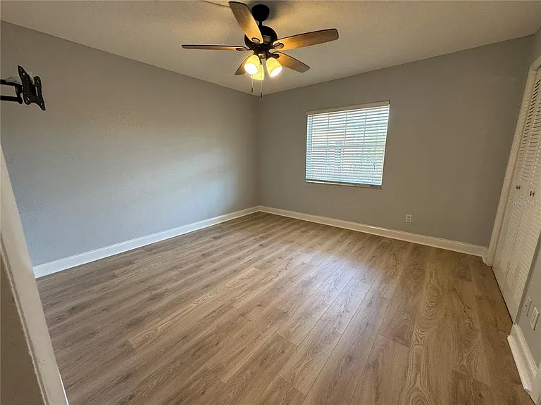 120 S Church Ave #211 — Photo 24