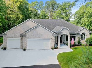 1415 W Ravine Ct, Green Bay, WI 54313