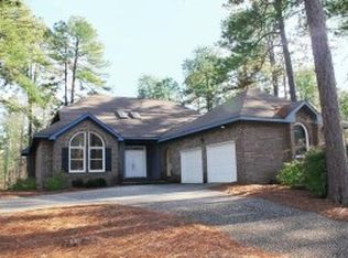 204 Lazar Ln, Southern Pines, NC 28387